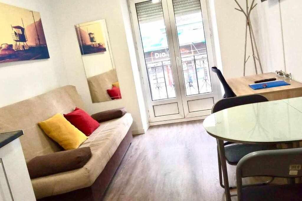 Comodo Y Agradable Estudio En Madrid Centro A5 Kültér fotó